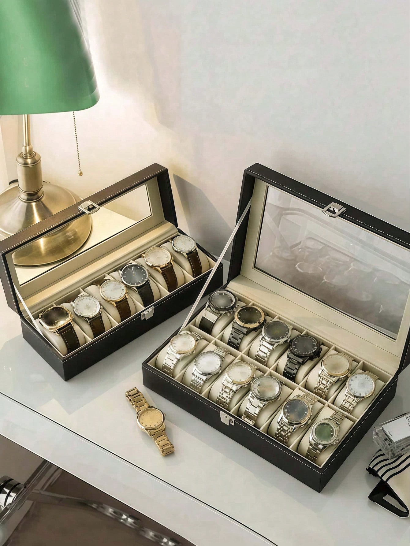 Leather Watch Box with Lock, L - огляд і ціна Watch Display Box